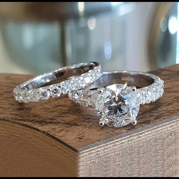 💍925 Stamped Sterling Silver Wedding Ring Band Set💍 - Picture 3 of 6